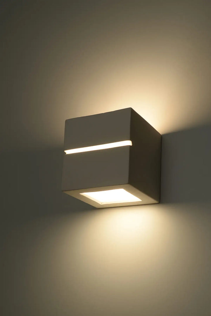 LEO LINE Ceramic Wall Light & Wall Lamp